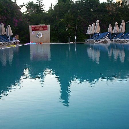 Jasmine Hotel Apartments Limasol Dış mekan fotoğraf