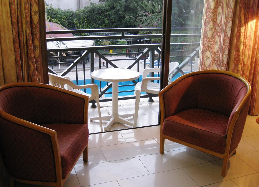 Jasmine Hotel Apartments Limasol Dış mekan fotoğraf