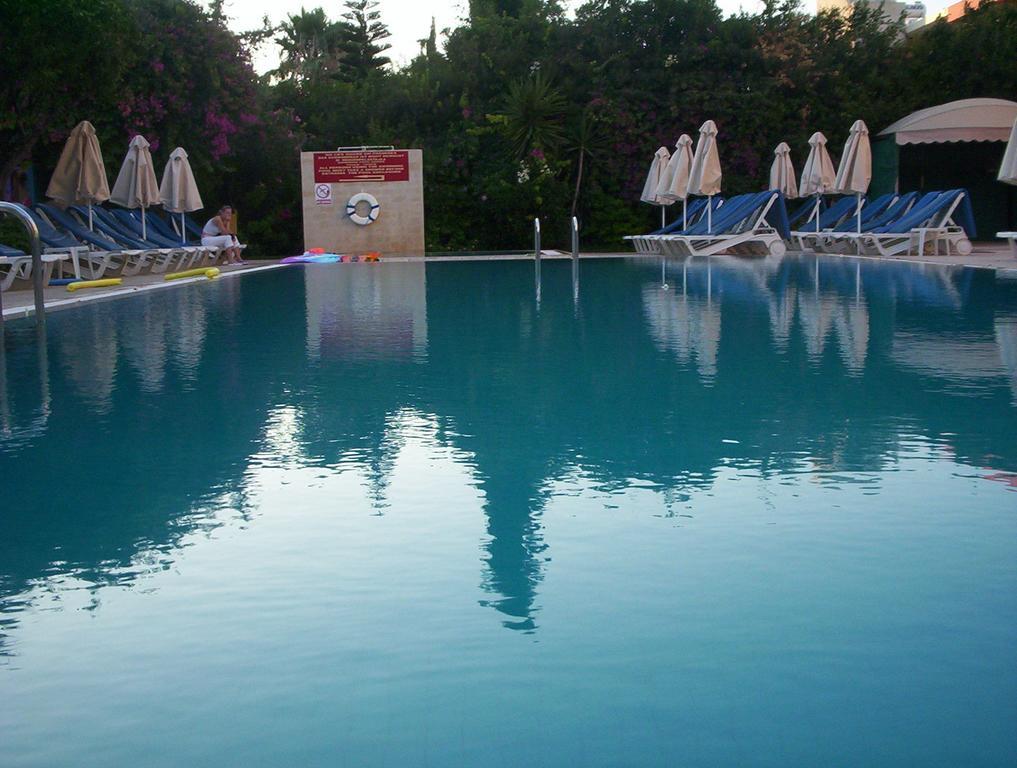 Jasmine Hotel Apartments Limasol Dış mekan fotoğraf